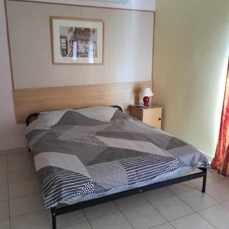 Seafront Akwador Hotel Marsaskala Bagian luar foto