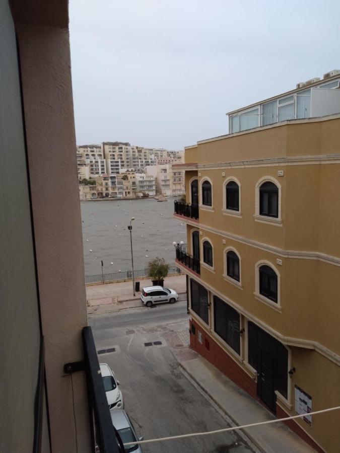 Seafront Akwador Hotel Marsaskala Bagian luar foto
