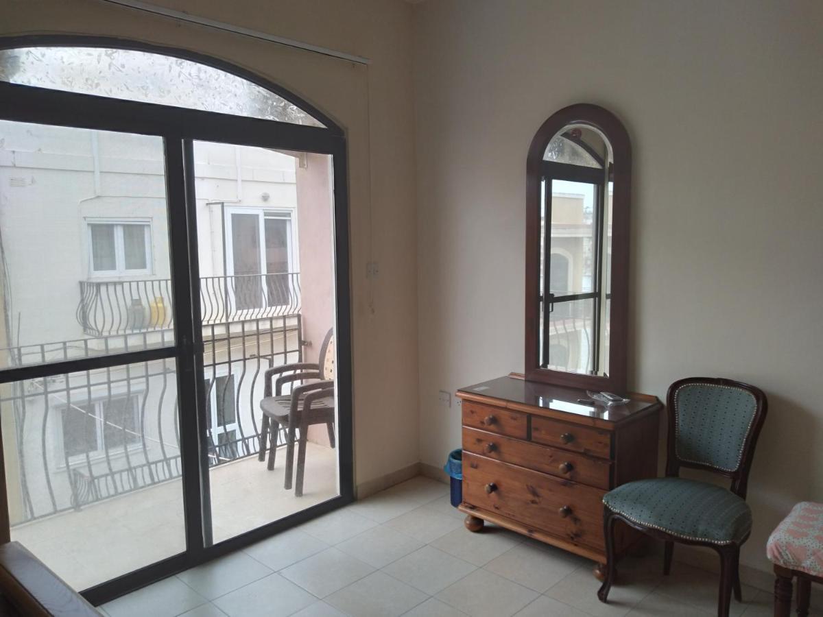 Seafront Akwador Hotel Marsaskala Bagian luar foto