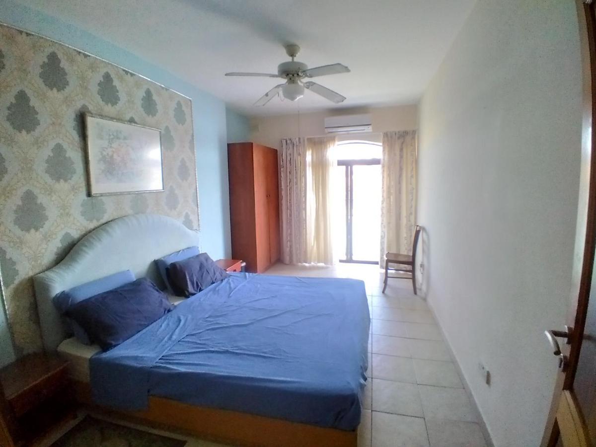 Seafront Akwador Hotel Marsaskala Bagian luar foto