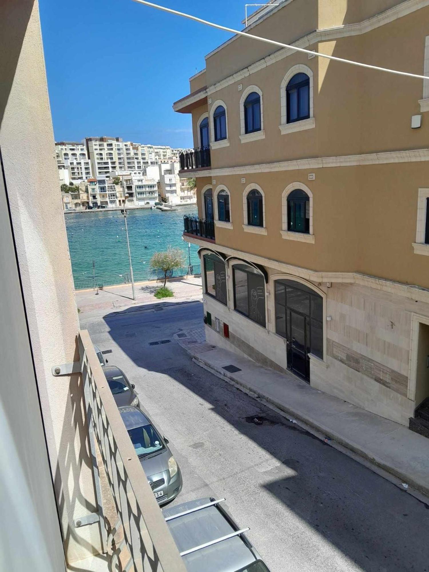Seafront Akwador Hotel Marsaskala Bagian luar foto