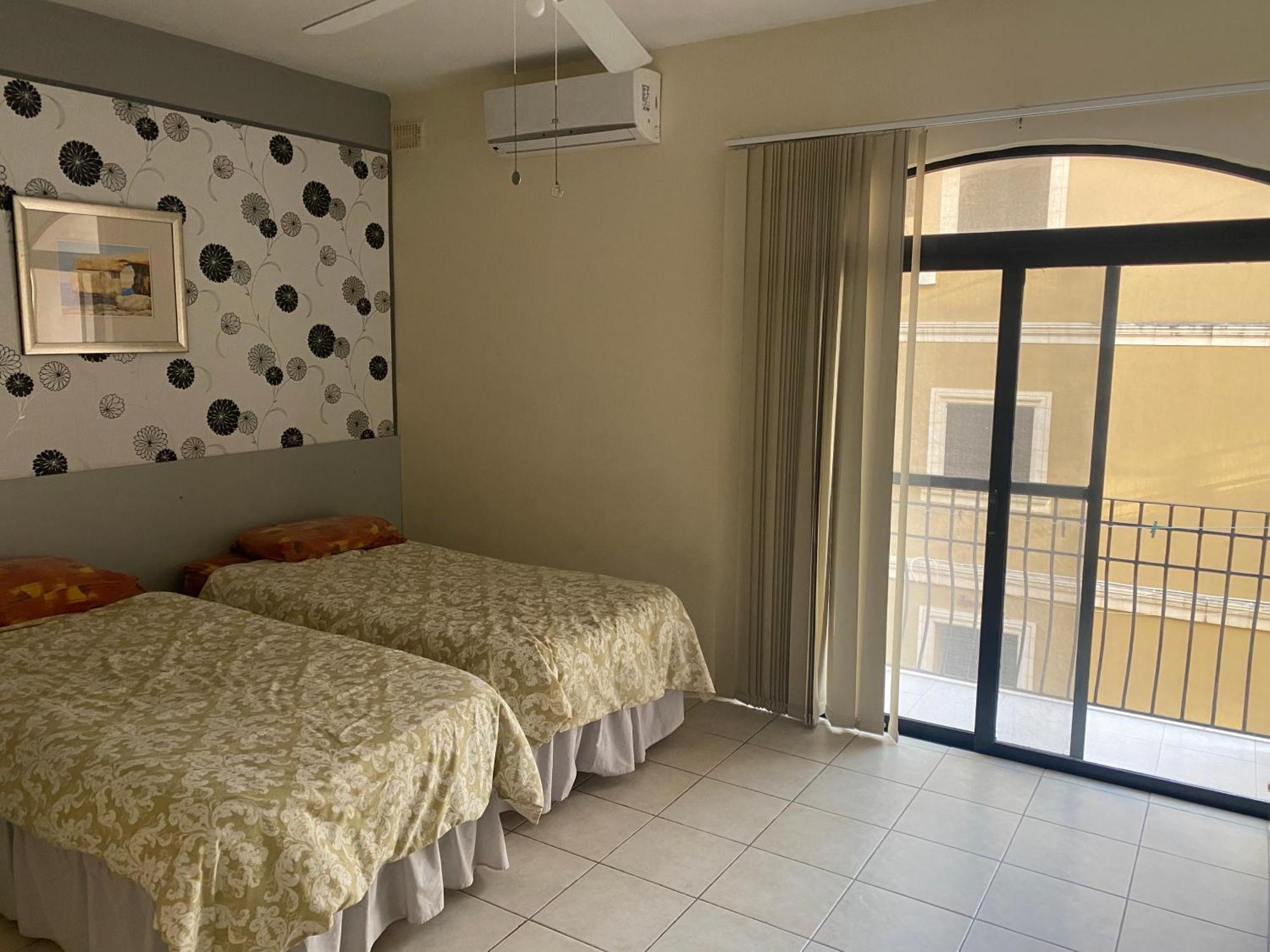 Seafront Akwador Hotel Marsaskala Bagian luar foto